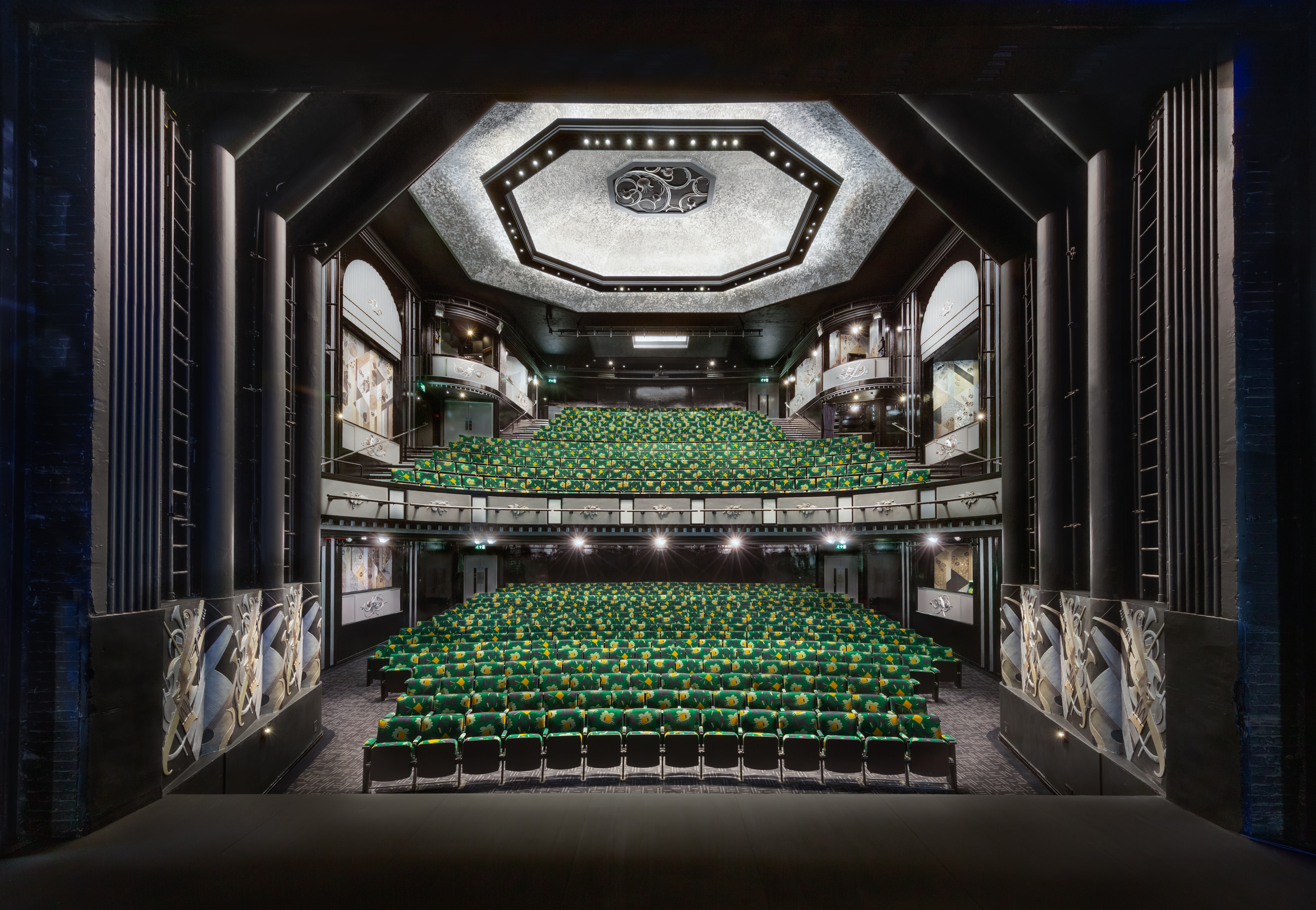 THEATREPLAN Theatre Consultants Trafalgar Theatre, London